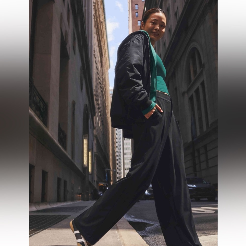 Athleta Pinnacle High Rise Trouser Black Wide-Leg Women's Pants